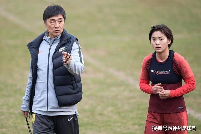 精选双色球专家：福哥504元小单擒二等35万